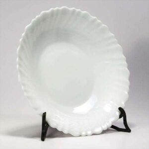 Plato hondo Luminarc Feston opal blanco de 23 cm.